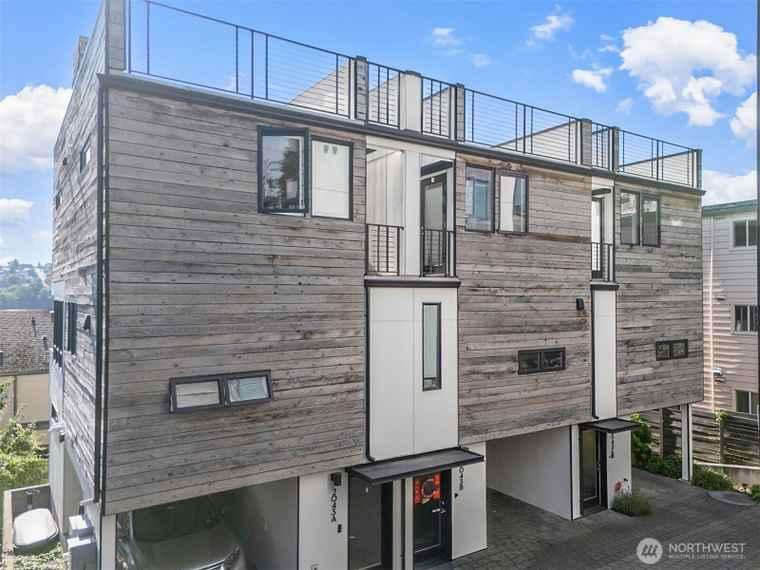 Cedar Rooftop Townhomes in Columbia City, Seattle, WA